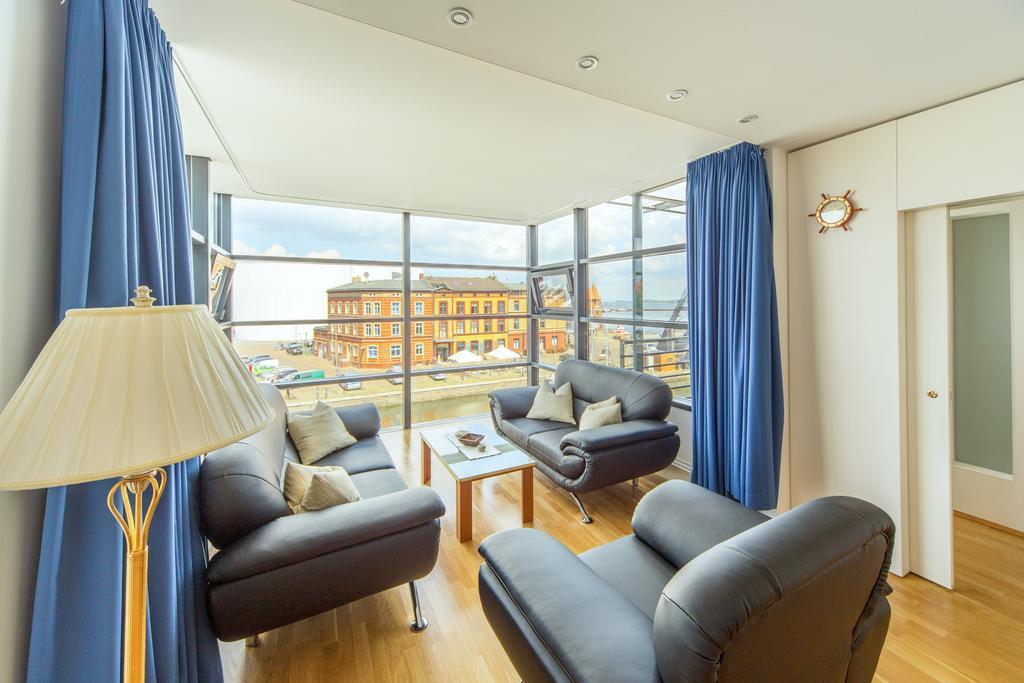 Hochwertige Apartments Im Stralsunder Hafen Екстер'єр фото