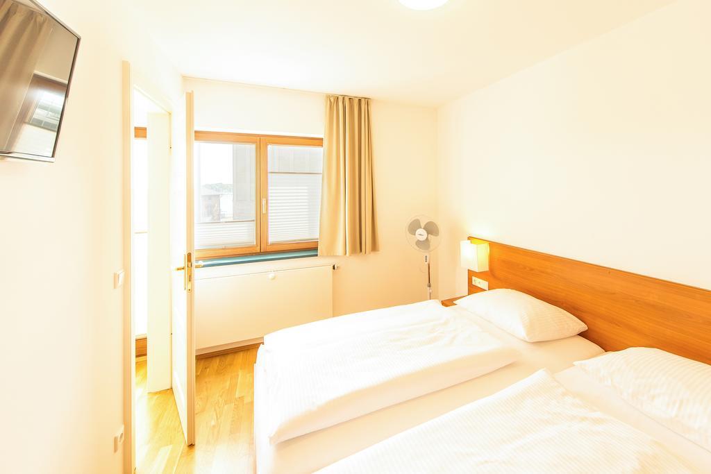 Hochwertige Apartments Im Stralsunder Hafen Екстер'єр фото
